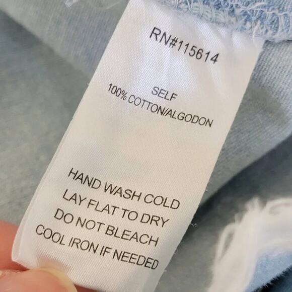 Jella C Embellished Denim Button Down Shirt Womens Sz M Light Blue Silver Studs - Picture 11 of 11